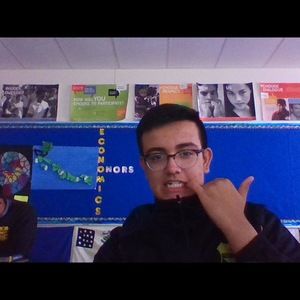 Meet your Posher, Max